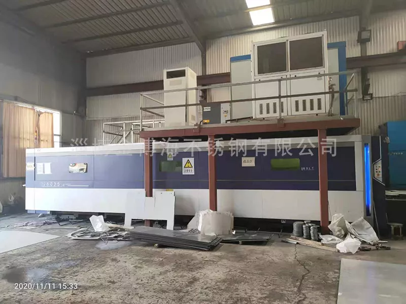 激光切割加工车间
